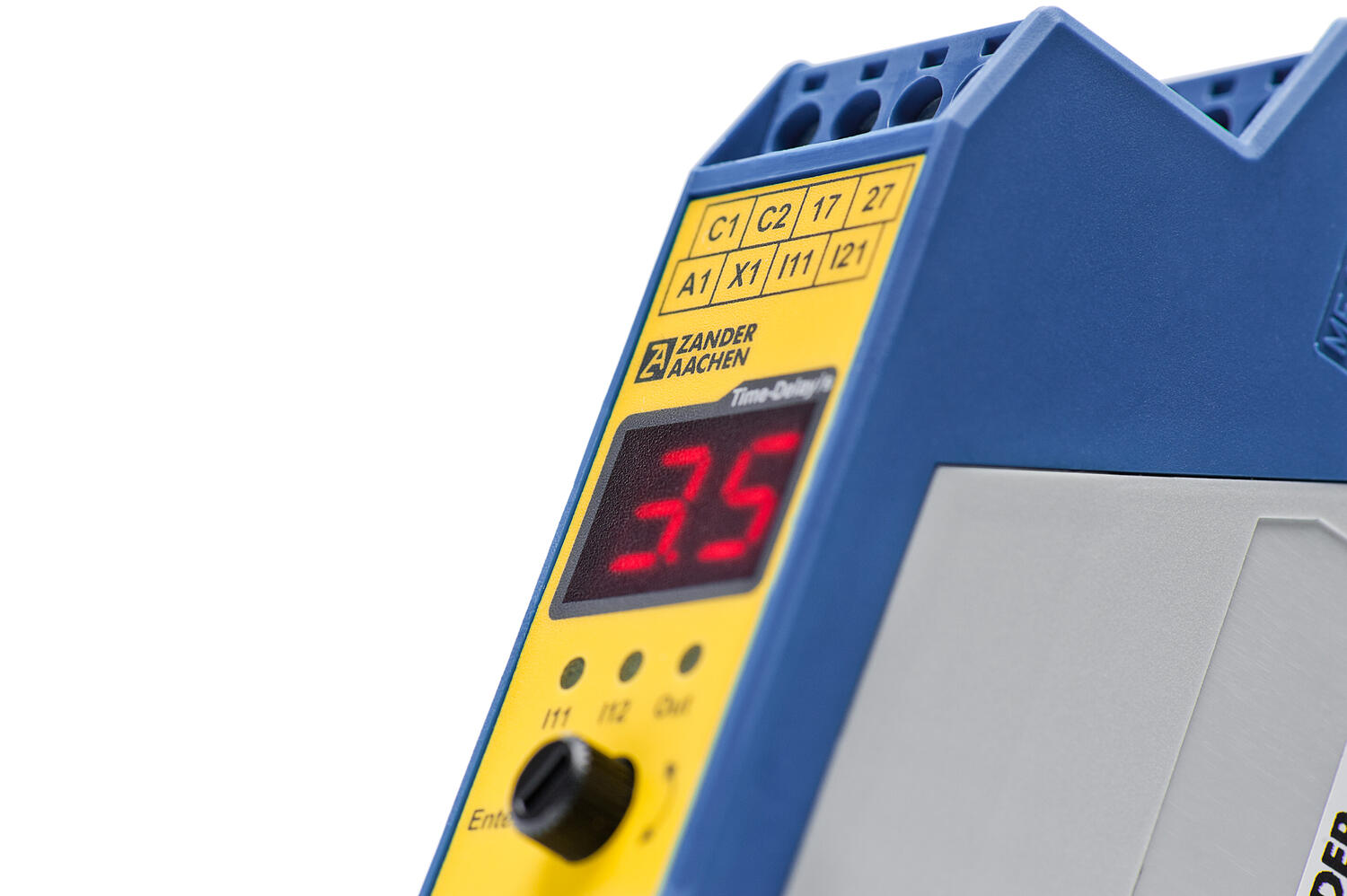 SCB_FRONT Detail.jpg